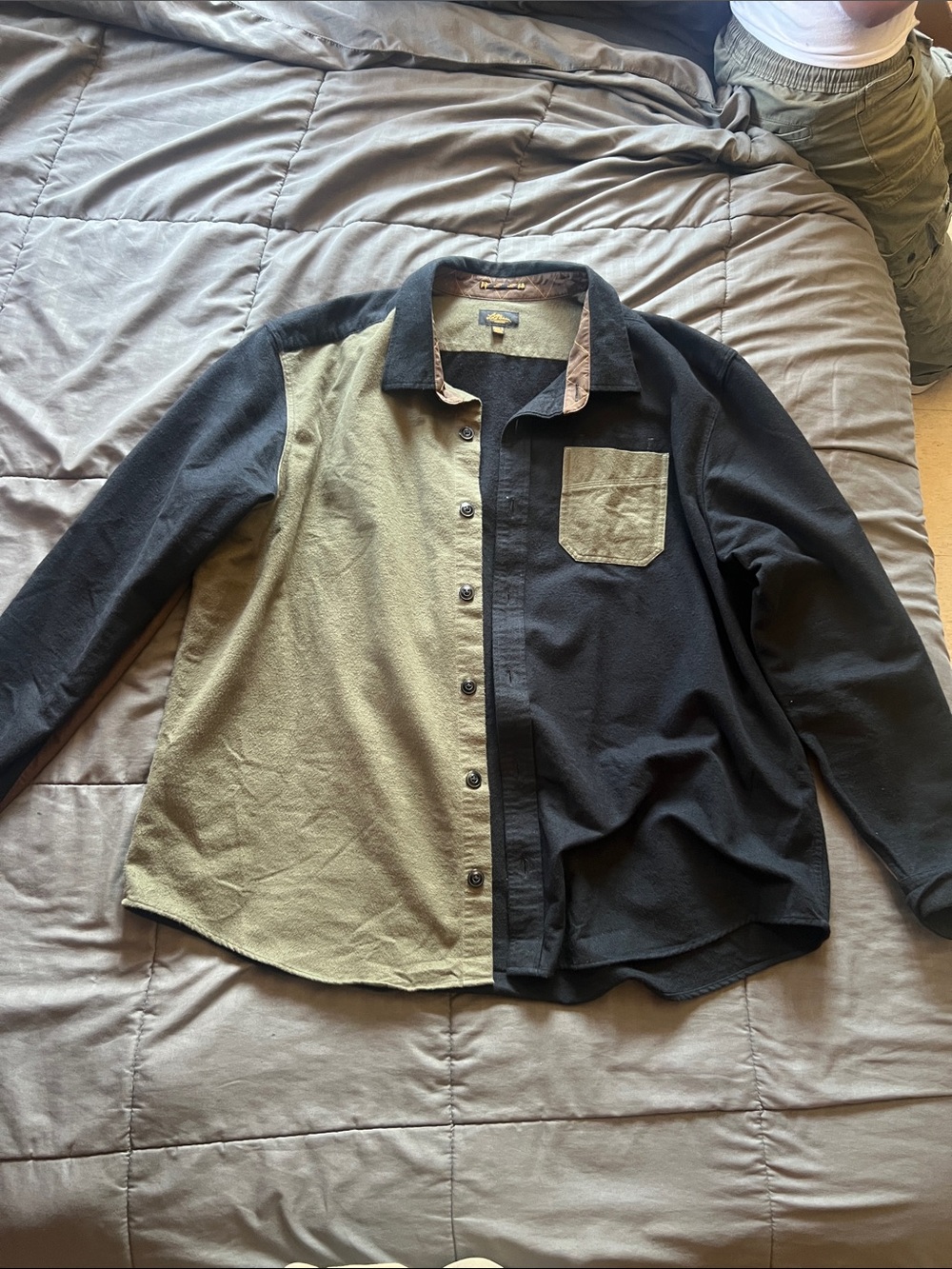 L.L. Bean Two-Tone Olive Green and Black Button-Up Shirt Jacket